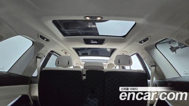 BMW X7 2022 — Şəkil 17/20