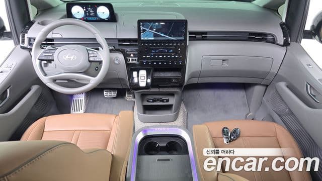 Hyundai Staria 2025 — ფოტო 7/20