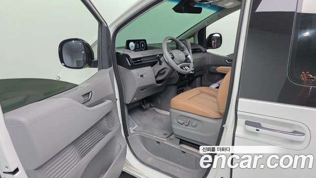 Hyundai Staria 2025 — ფოტო 12/20
