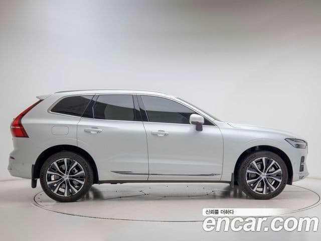 Volvo XC60 2024 — фото 4 из 19