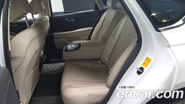 Genesis Electrified G80 2021 — ფოტო 12/20