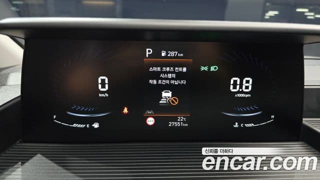 Hyundai Staria 2025 — Фото 8/20