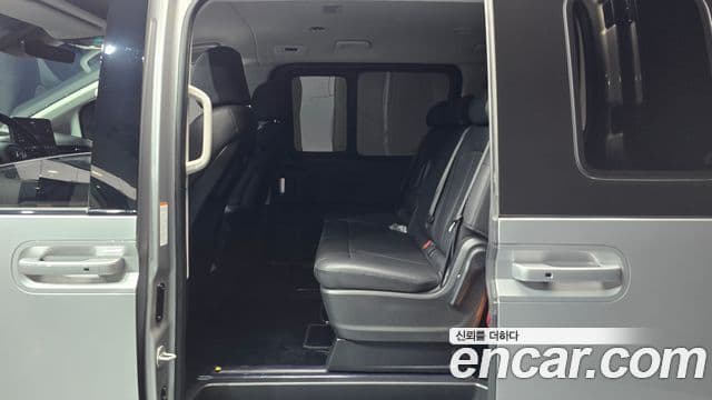 Hyundai Staria 2025 — Фото 12/20