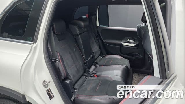 Mercedes-Benz GLB-Class 2021 — ფოტო 11/20