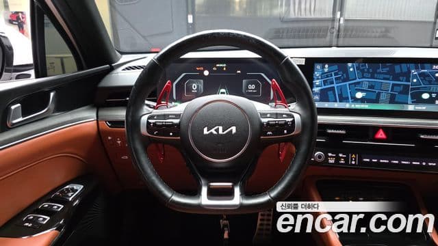 Kia K5 2024 — Şəkil 13/20