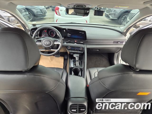 Hyundai Avante 2022 — фото 13 из 20