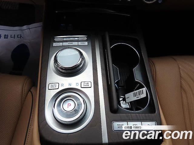 Genesis Electrified G80 2023 — фото 11 из 20