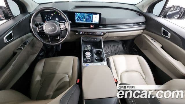 Kia Carnival 2024 — фото 7 из 20