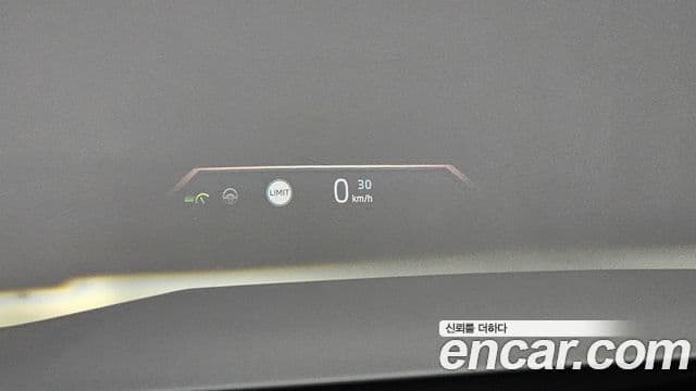 BMW 5 Series 2025 — фото 15 из 20