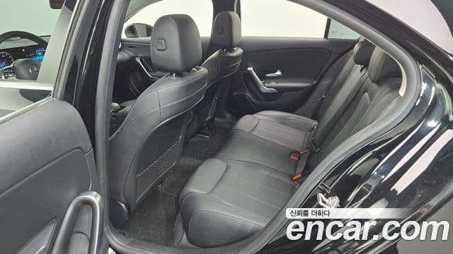 Mercedes-Benz A-Class 2020 — Фото 11/20