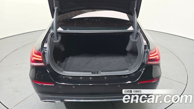 Mercedes-Benz A-Class 2020 — Фото 18/20