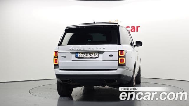 Land Rover Range Rover 2022 — ფოტო 4/20