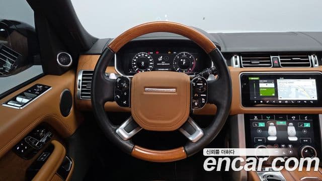 Land Rover Range Rover 2022 — ფოტო 13/20