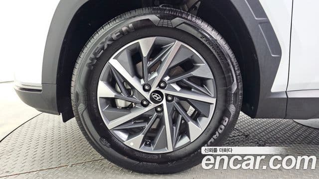 Hyundai The New Tucson 2022 — Фото 5/20