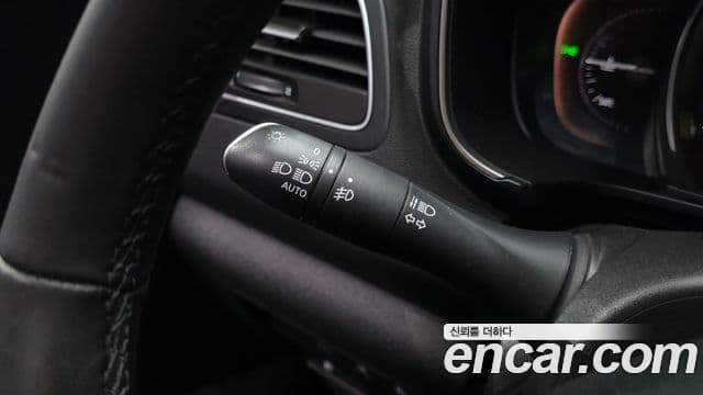 Renault Samsung QM6 2020 — Şəkil 25/32