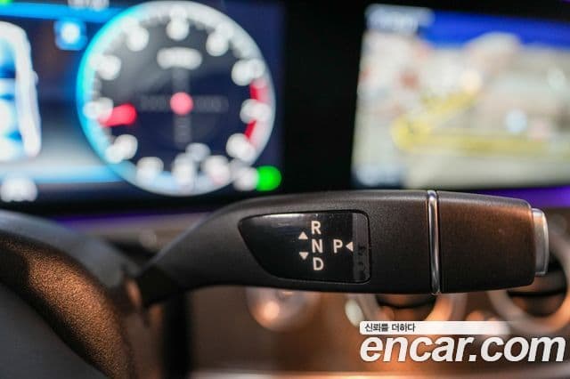 Mercedes-Benz E-Class 2020 — фото 7 из 20