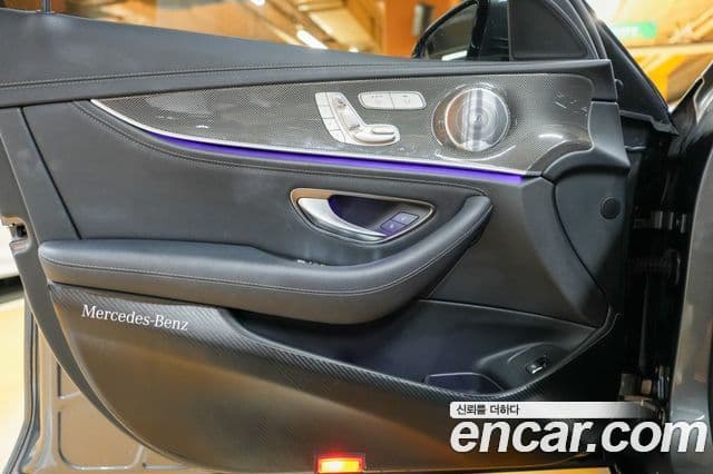 Mercedes-Benz E-Class 2020 — Şəkil 12/20