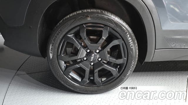 Kia Seltos 2023 — Şəkil 4/20