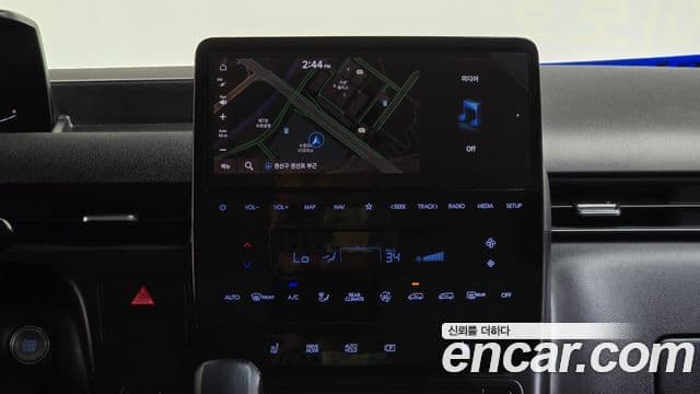 Hyundai Staria 2023 — Фото 12/20