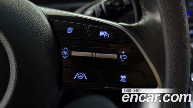 Hyundai Staria 2023 — Фото 17/20