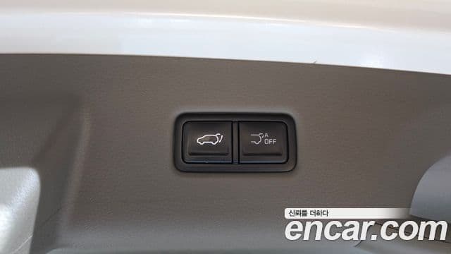 Kia Carnival 2024 — ფოტო 16/20