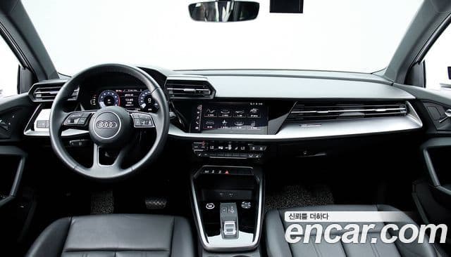 Audi A3 2023 — ფოტო 7/20