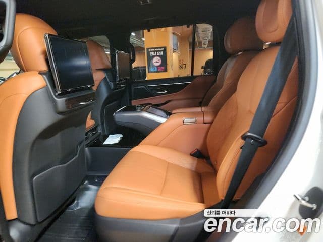 Lexus LX 2025 — ფოტო 7/20