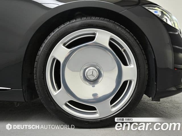 Mercedes-Benz S-Class 2022 — ფოტო 16/20