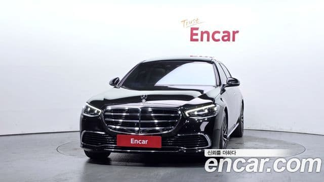 Mercedes-Benz S-Class 2023 — Photo 14/20