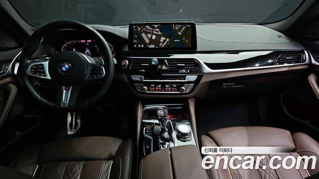 BMW 5 Series 2022 — ფოტო 7/20