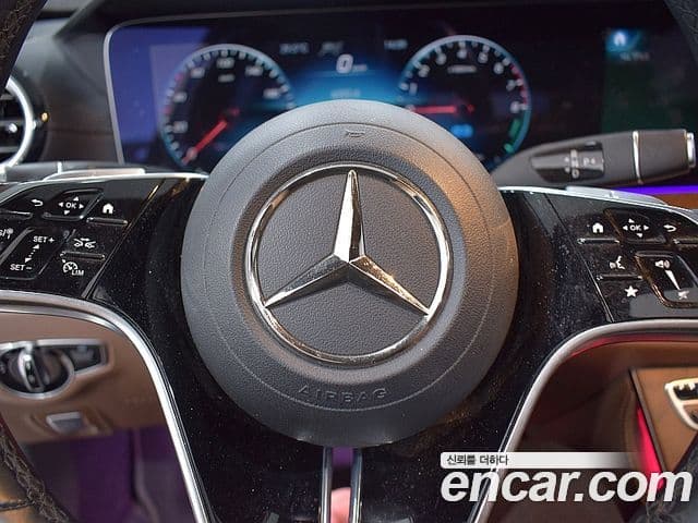 Mercedes-Benz E-Class 2021 — ფოტო 11/19