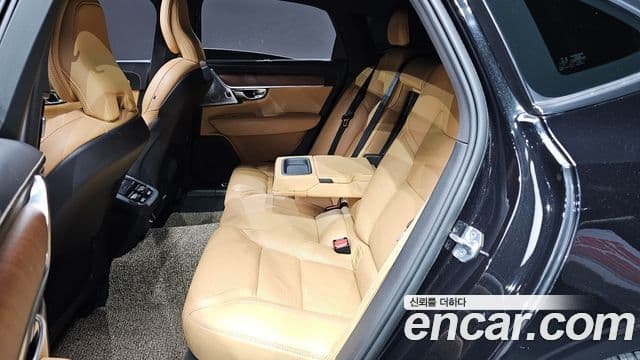 Volvo S90 2019 — Şəkil 12/20