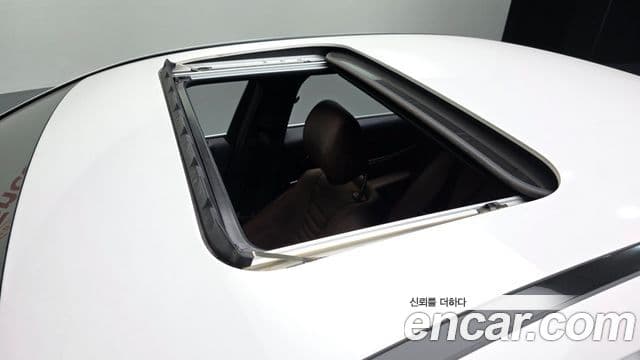 Mercedes-Benz E-Class 2023 — Şəkil 19/20