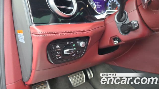 Bentley Bentayga 2020 — Photo 14/20