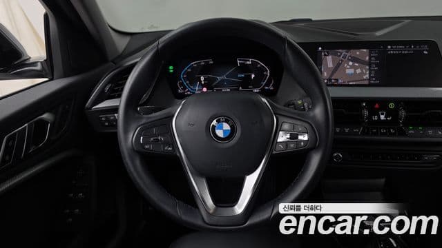 BMW 1 Series 2020 — Фото 13/20