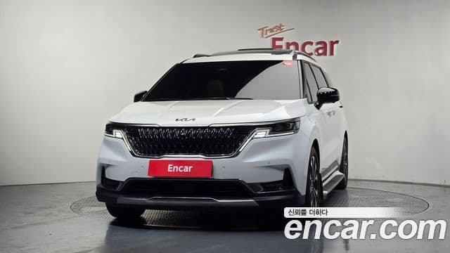 Kia Carnival 2023 — ფოტო 3/20