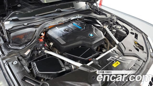 BMW 5 Series 2023 — фото 6 из 20