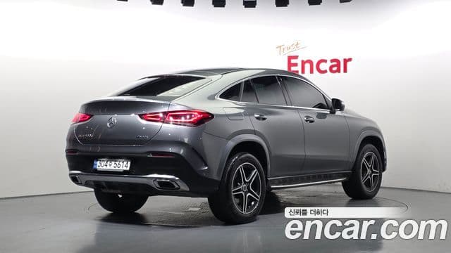 Mercedes-Benz GLE-Class 2021 — ფოტო 2/20