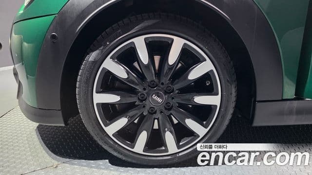 Mini Cooper S 2021 — фото 5 из 20
