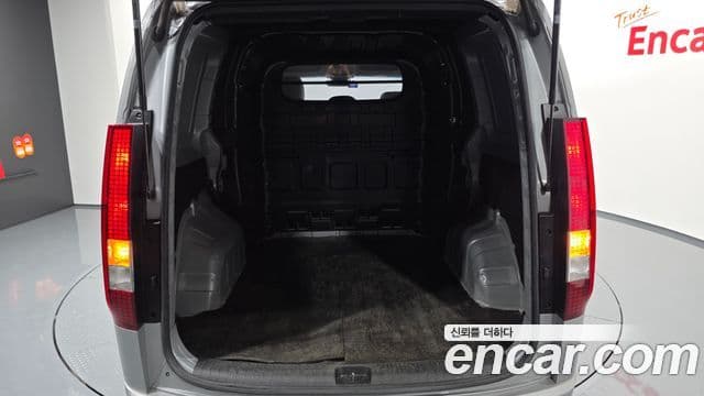 Hyundai Staria 2022 — Фото 20/20