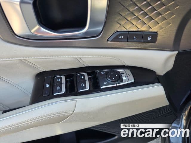 Kia Sorento 2021 — Şəkil 17/20