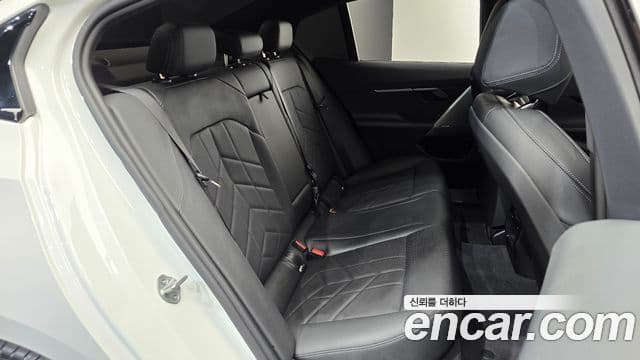BMW 5 Series 2023 — ფოტო 11/20