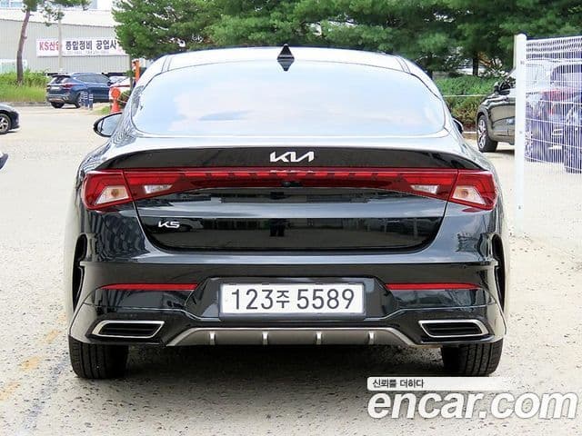 Kia K5 2023 — Şəkil 4/18