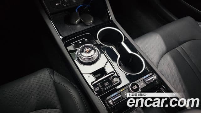 Kia K5 2025 — фото 9 из 20