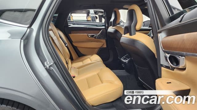 Volvo S90 2019 — Şəkil 12/20