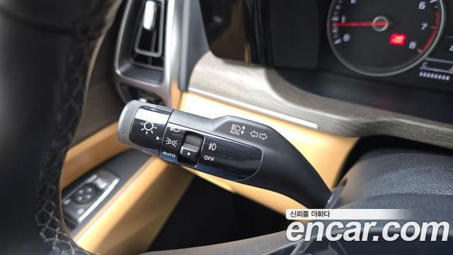 Kia Sorento 2021 — Фото 17/20