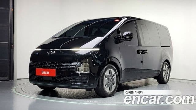 Hyundai Staria 2023 — Şəkil 9/20