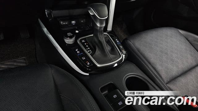 Kia Seltos 2022 — Şəkil 9/20