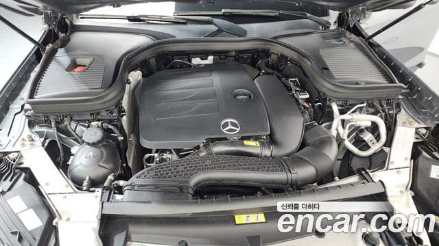 Mercedes-Benz GLC-Class 2020 — Şəkil 6/20