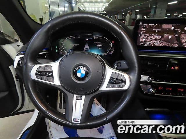 BMW 5 Series 2021 — Şəkil 6/20